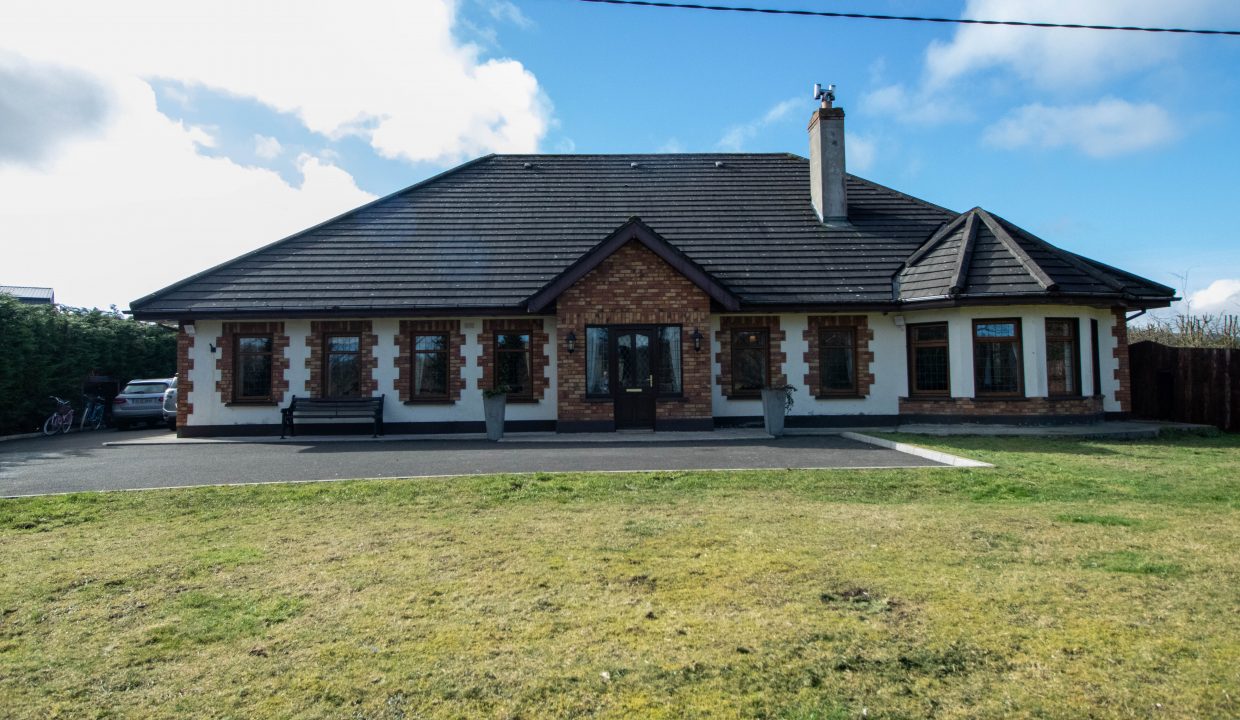 1 Grangehiggins Kilmeague front of house